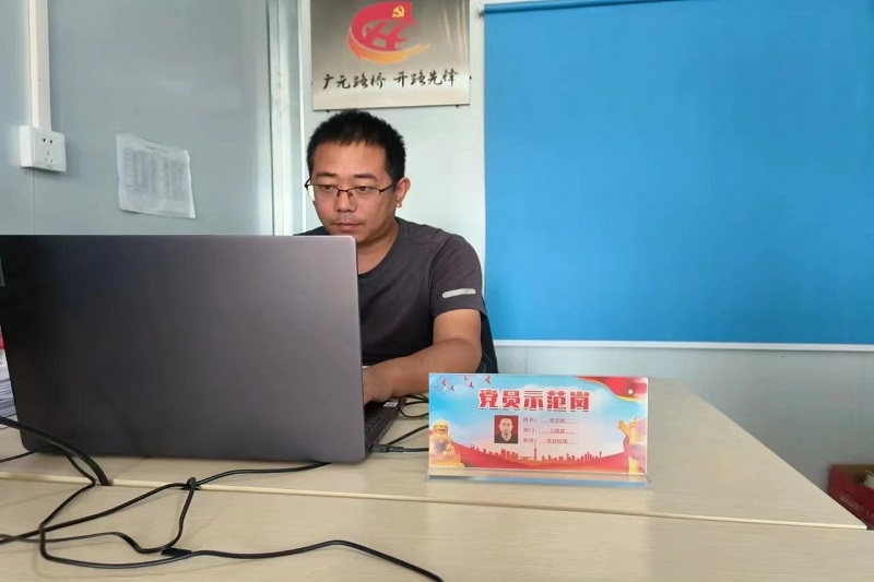 黨員示范崗┃亮身份樹標桿，爭當開路先鋒